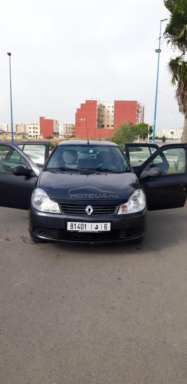 je mes ma voiture a vendre en bon état model 2012