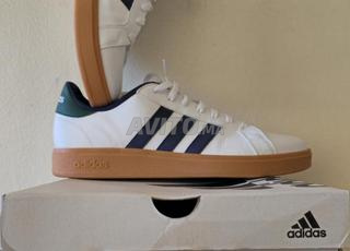 أحذية أديداس الأصلية 43