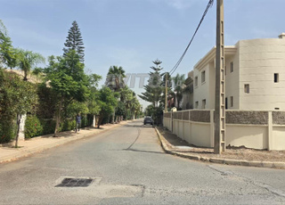 Villa d'Angle semi-finie 491m2, Bouskoura Ville