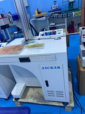 ألياف الليزر