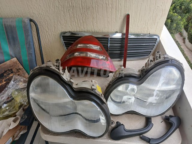 بيع قطع غيار لمرسيدس الفئة C W203