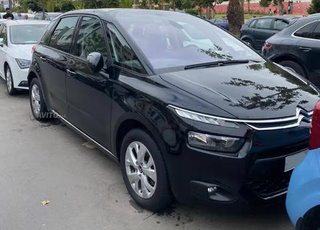Citroën C4 Picasso Diesel Manuelle 2015 à Rabat