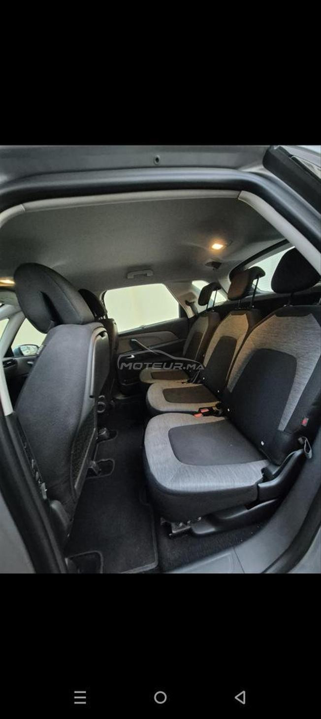 Citroën C4 Picasso Diesel Manuelle 2015 à Rabat
