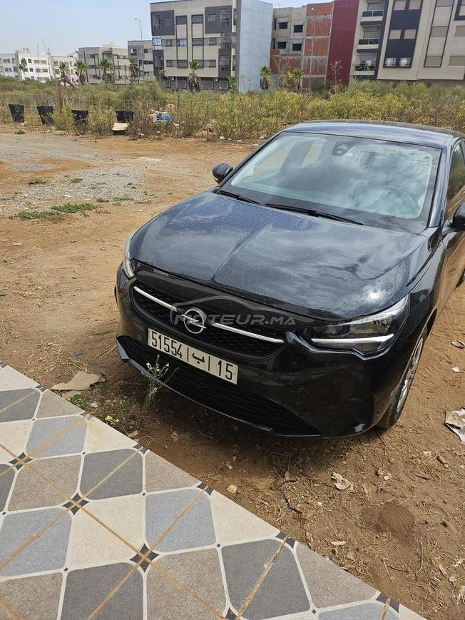 opel corsa en très bon état 