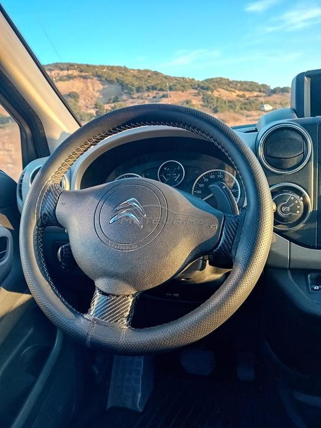 Citroën Berlingo Diesel Automatique 2014 à Larache