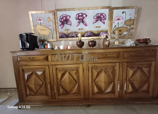 Buffet en noyer massif