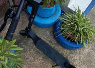 سكوتر كهربائي