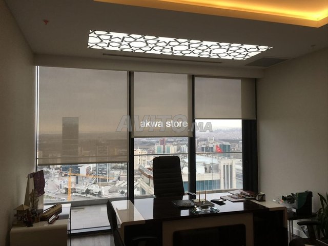 شاشة قابلة للسحب