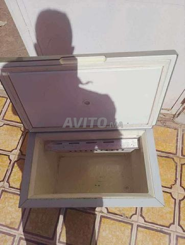 ثلاجة غاز 3 أنظمة 12 فولت و 220 فولت