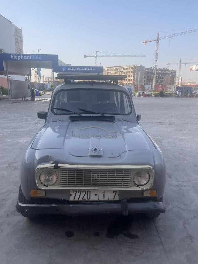 Renault R4 Essence Manuelle 1988 à Marrakech