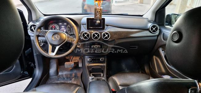 Mercedes-Benz B180
