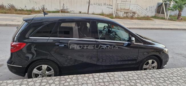 Mercedes-Benz B180