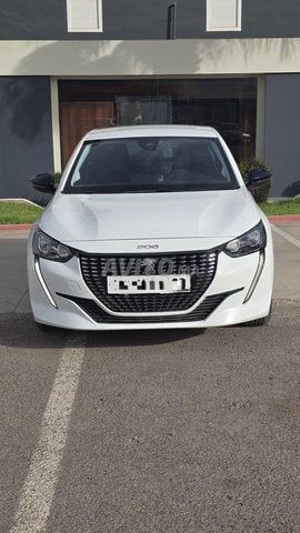Peugeot 208 Diesel Manuelle 2023 à Agadir
