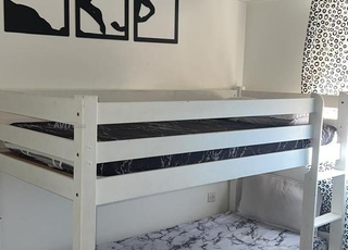 Lit superposé à vendre avec bureau