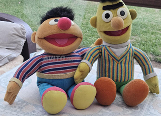 Peluche Ernie & Bert duo interactif