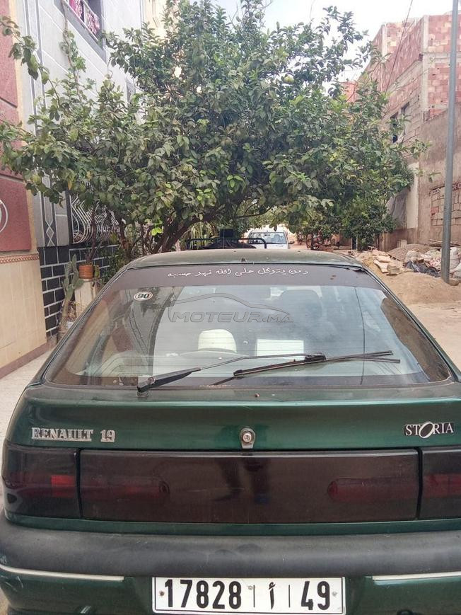 Renault R19 Essence Manuelle 1993 à Ain Taoujdate