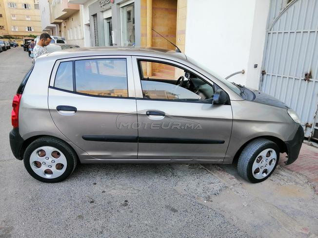 kia picanto modèle 2010 premier main 