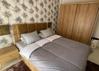 Appartement près de la plage de la ville, premier étage