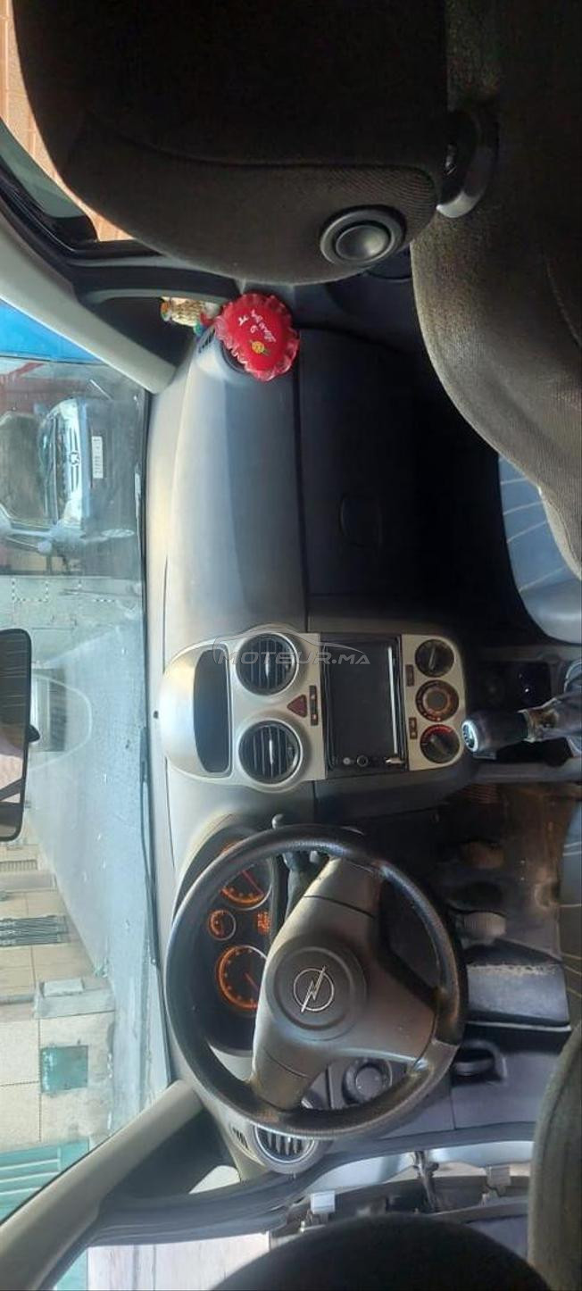 سيارة  opel corsa model 2009 essence 