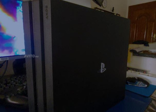 Ps4 Pro 1TB et Plus