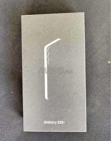 Samsung S25 Plus / neuf 256G/12 ram