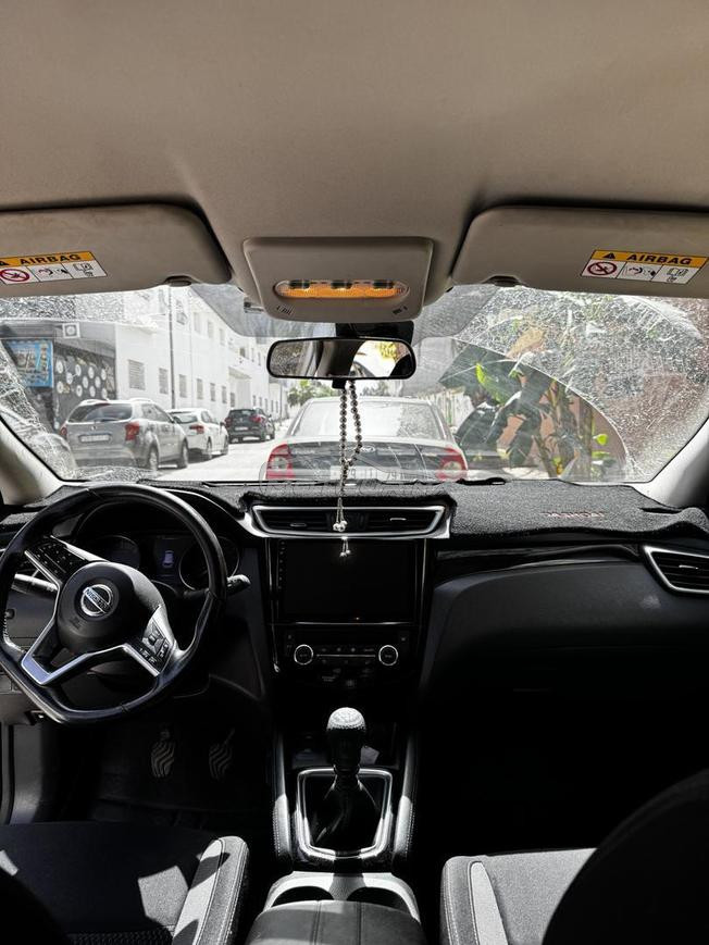 nissan qachqai 2018 trés bon etat