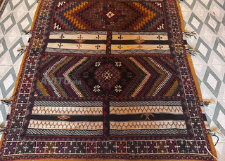 Tapis Amazigh de Taznakht original – Fabrication artisanale