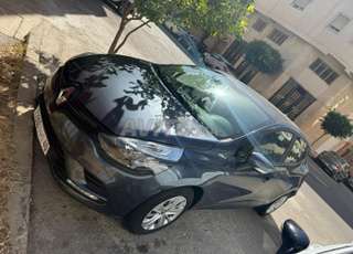 Renault Clio Diesel Manuelle 2019 à Tanger