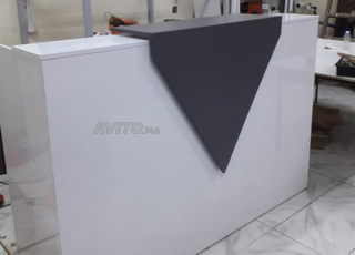 Bureau d'accueil des entreprises ???? Comptoir avec retour