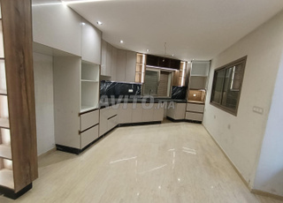 Villa duplex 320 m² à quartier Florida 3 faces