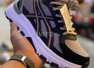 chaussure asics