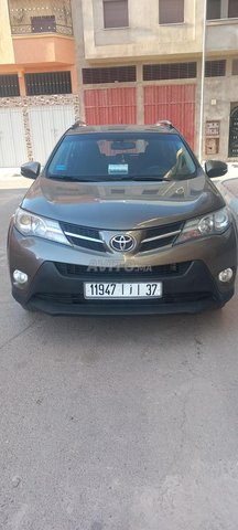 Modèle 2015 rav4 toyota
