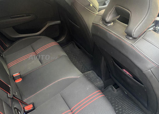 Renault Clio Diesel Manuelle 2023 à Tanger