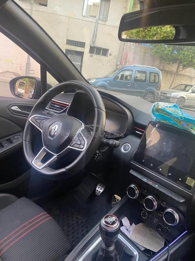 رينو كليو ديزل يدوي 2023 في طنجة