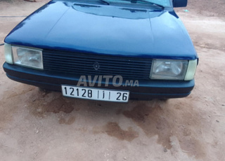 سيارة للبيع