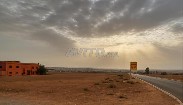 3015 متر مربع للبيع في قطعة أرض مسجلة بمساحة 6036 متر مربع
