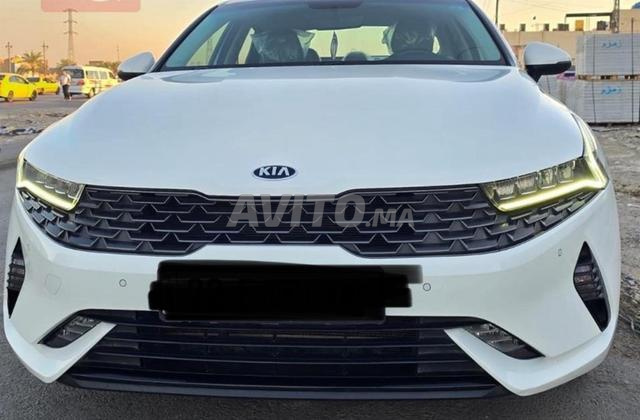 كيا K5 هايبرد أوتوماتيكي 2022 في سكيراط