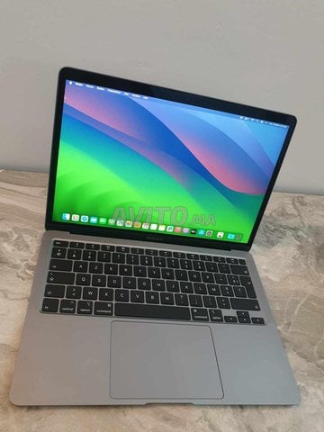 ماك بوك إير 2020 i5 8GO 512SSD دورات 129