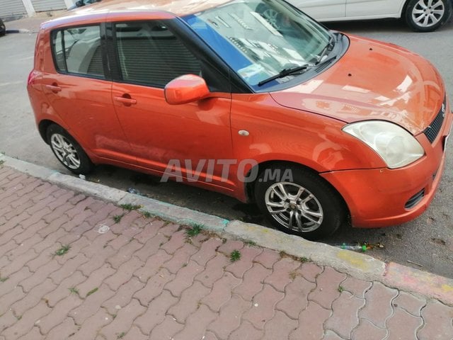 Suzuki Swift Essence Manuelle 2006 à Kénitra