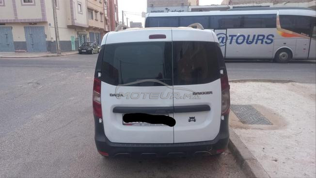 سيارة تجارية dokker