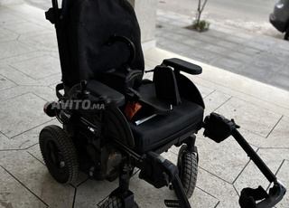 Fauteuil roulant électrique pour handicapé