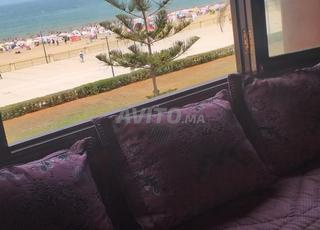 شقة مفروشة استخدم واتساب فرنسا