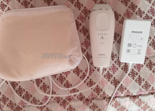 جهاز إزالة الشعر بالضوء النبضي من ماركة فيليبس بحالة جيدة جداً