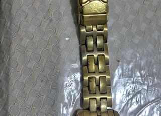 ساعة فيستينا