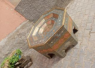 طاولة حرفية