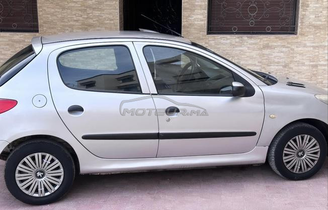 peugeot 206 plus modèle 2011 essence 