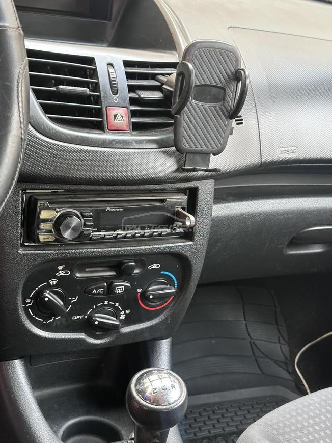 peugeot 206 plus modèle 2011 essence 