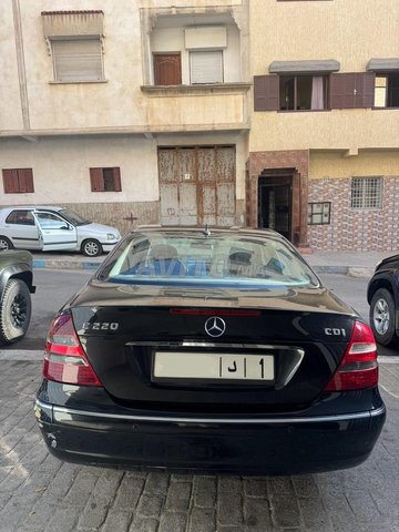 Mercedes-Benz Classe E 220 Diesel Manuelle 2006