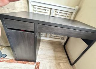 مكتب إيكيا ميكي