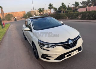 Renault Mégane intense boite automatique fin 2023